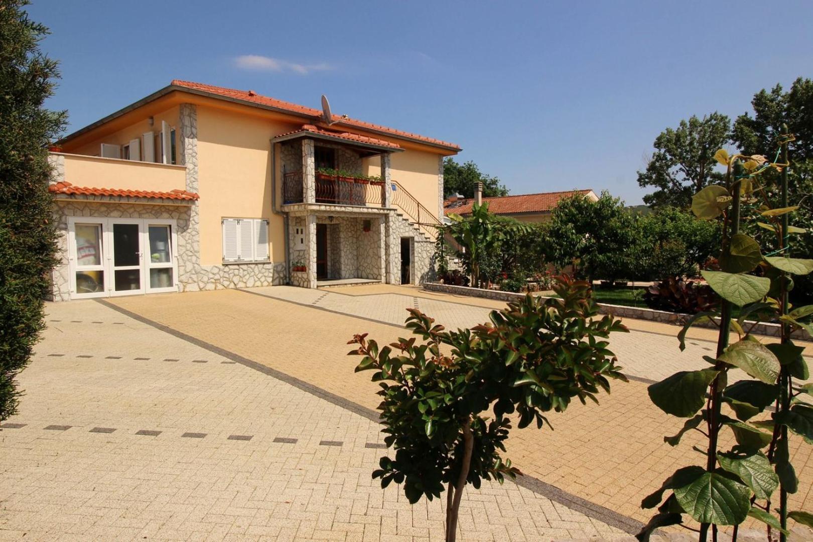 Apartments Nevenka K. Čižići Exterior foto